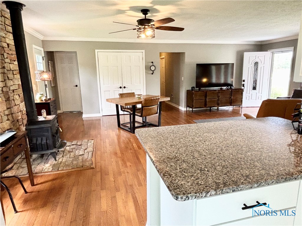 162 N Wynn Road, Oregon, Ohio image 12