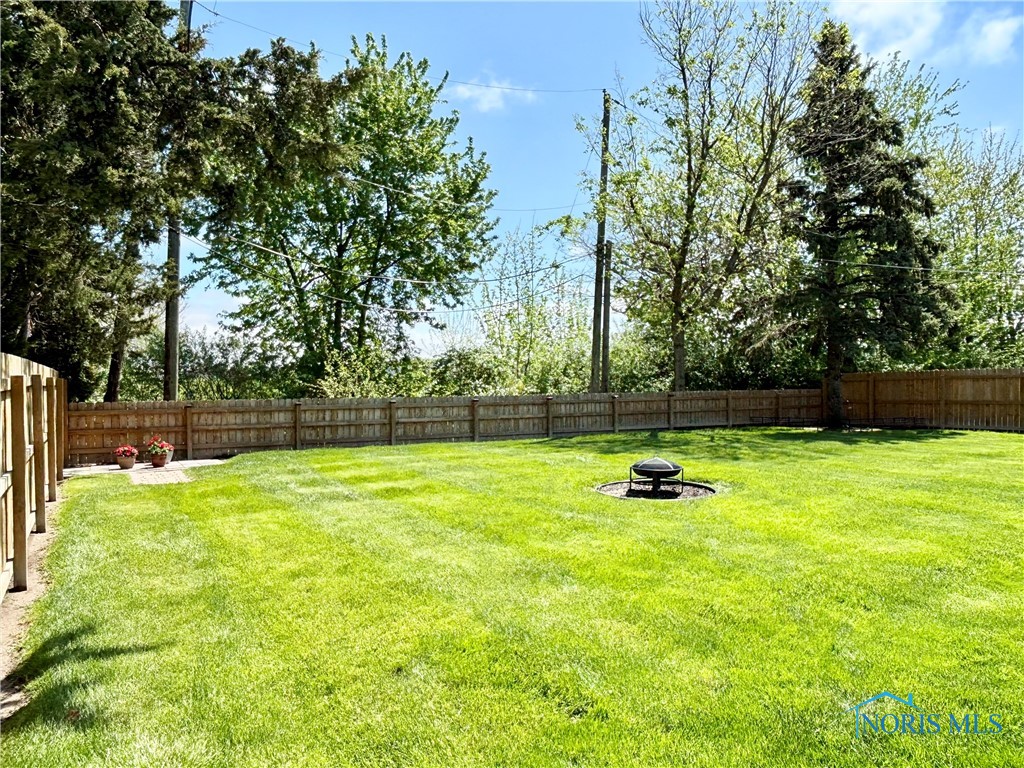 162 N Wynn Road, Oregon, Ohio image 45