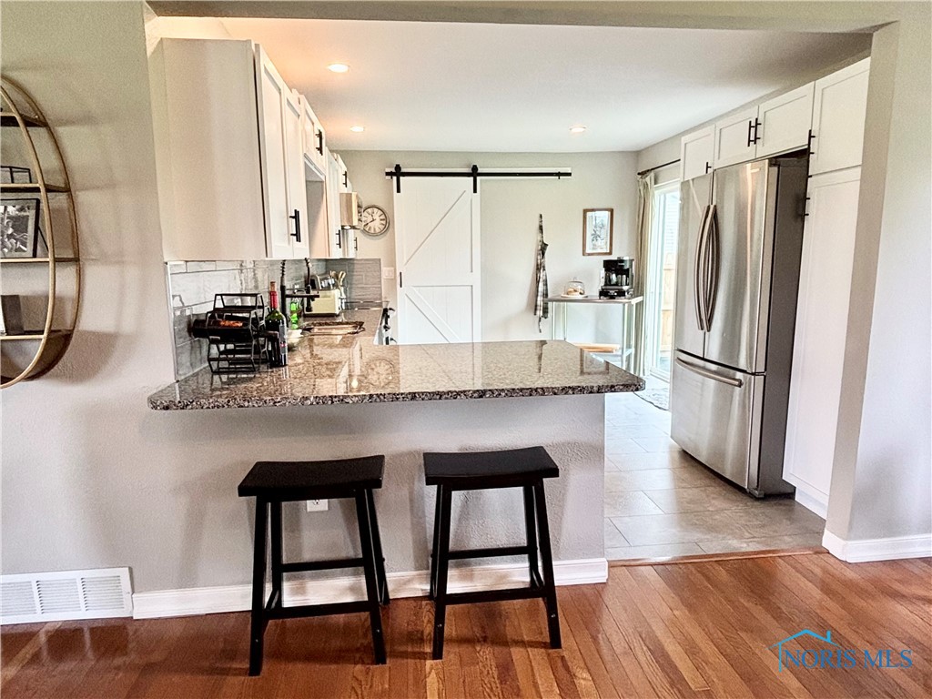162 N Wynn Road, Oregon, Ohio image 14