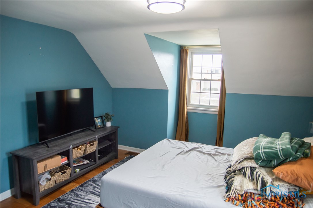 2427 Oregon Road, Northwood, Ohio image 22
