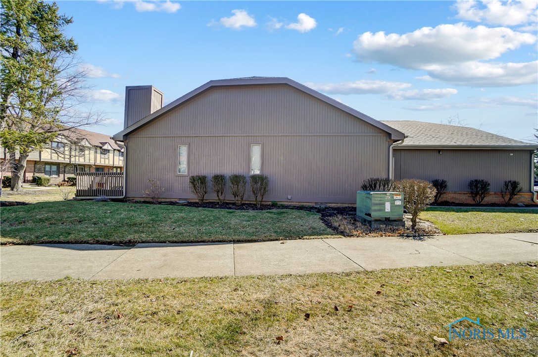 27 Meadowpond Drive, Perrysburg, Ohio image 32