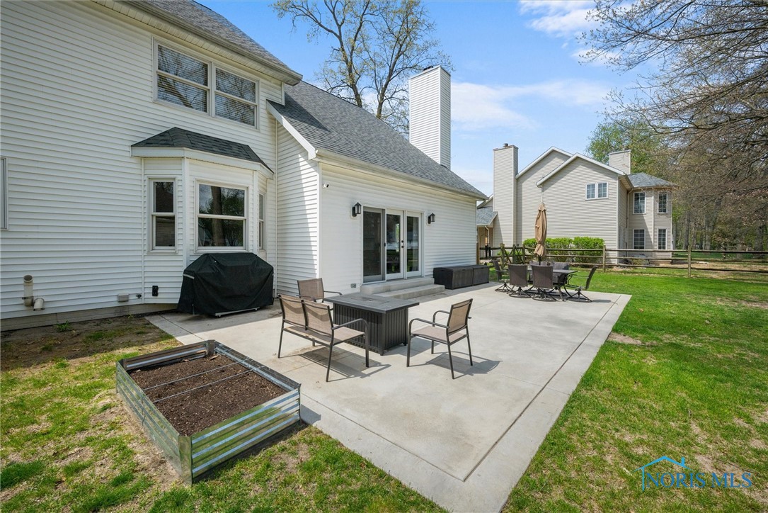 1135 Pimlico Park, Holland, Ohio image 47