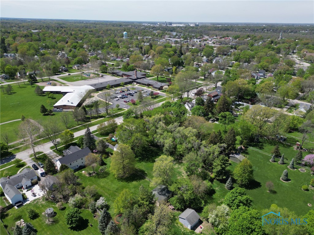 817 Locust Street, Perrysburg, Ohio image 38