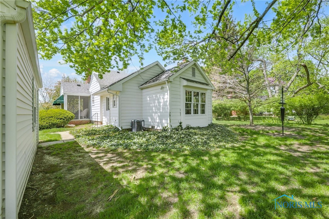 817 Locust Street, Perrysburg, Ohio image 30