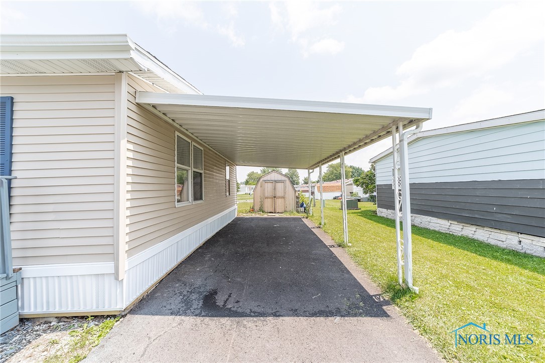 1303 Chateau Circle #60, Findlay, Ohio image 6