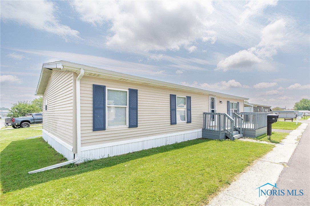 1303 Chateau Circle #60, Findlay, Ohio image 4