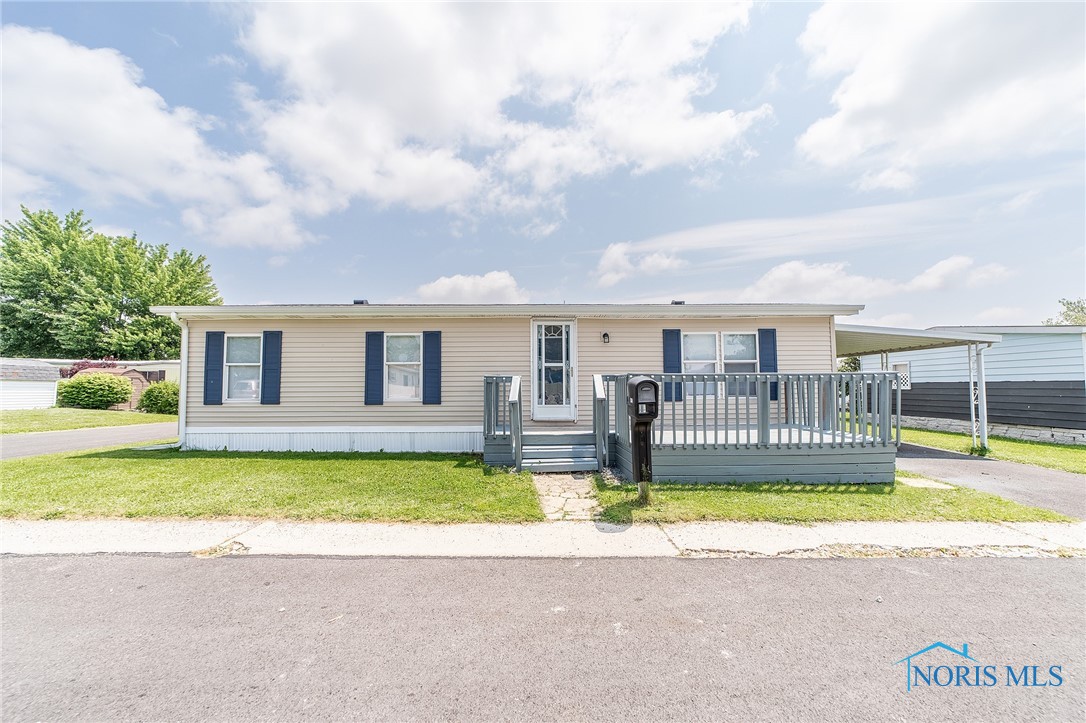 1303 Chateau Circle #60, Findlay, Ohio image 2