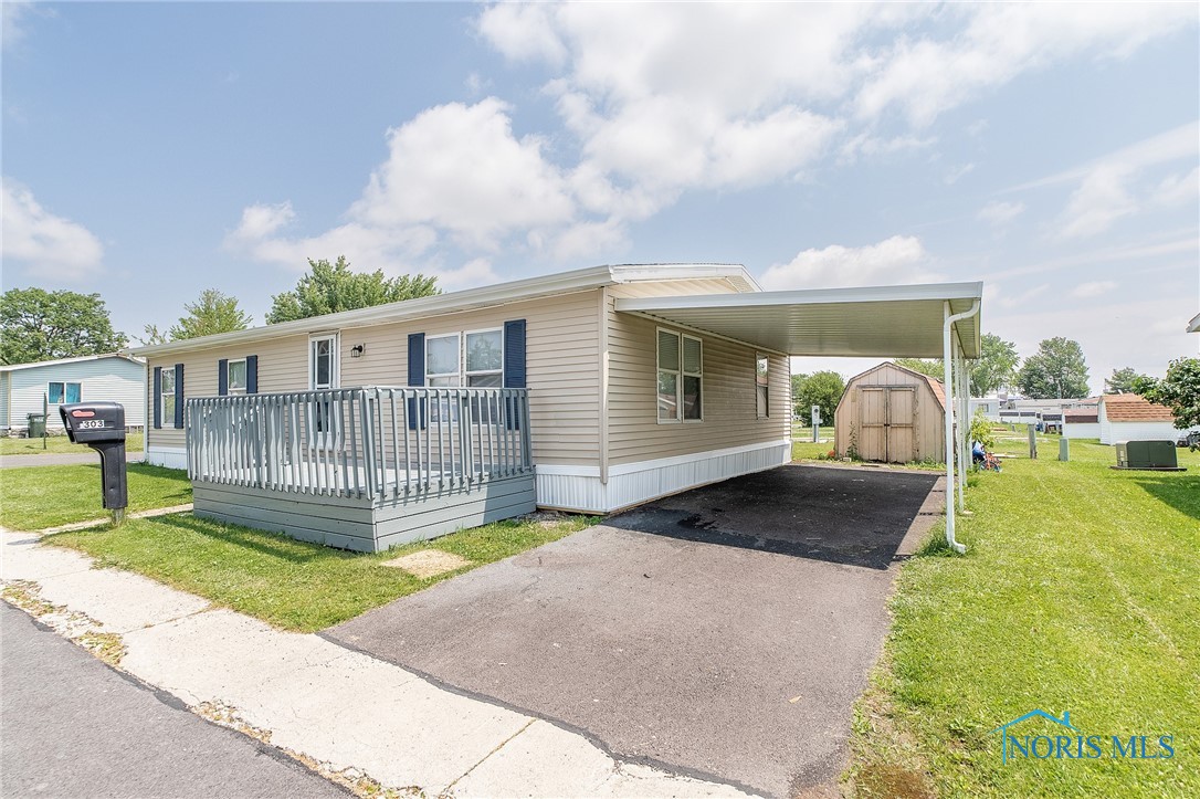 1303 Chateau Circle #60, Findlay, Ohio image 3