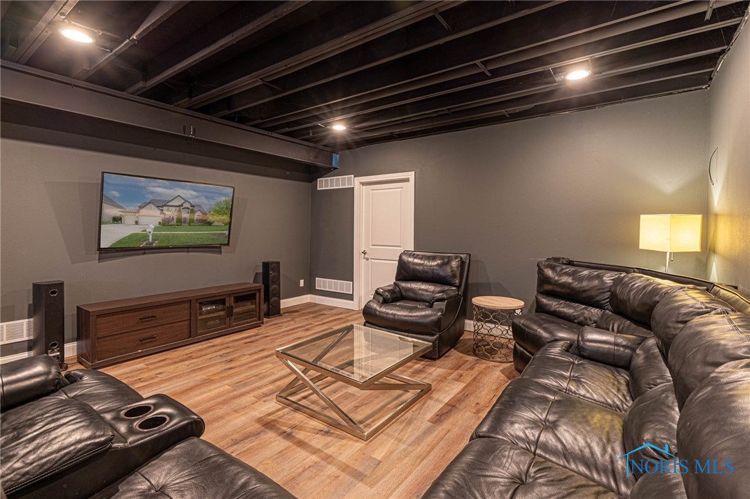 5749 Anchor Hills Drive, Sylvania, Ohio image 41