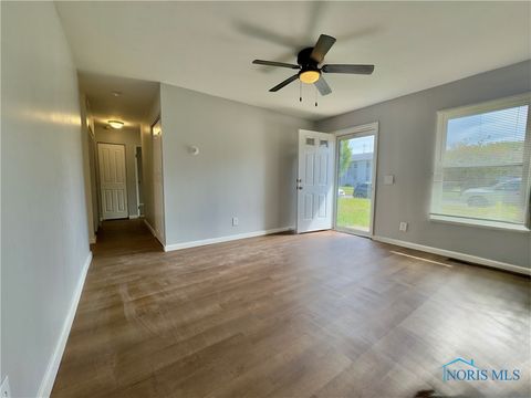 Tiny photo for 3511 N Erie Street, Toledo, OH 43611 (MLS # 6136382)
