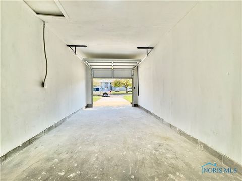 Tiny photo for 3511 N Erie Street, Toledo, OH 43611 (MLS # 6136382)