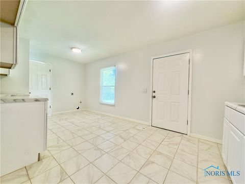 Tiny photo for 3511 N Erie Street, Toledo, OH 43611 (MLS # 6136382)