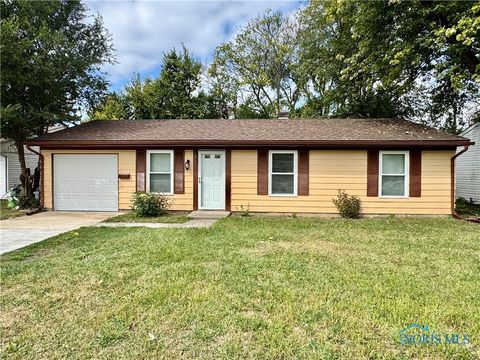 Tiny photo for 3511 N Erie Street, Toledo, OH 43611 (MLS # 6136382)