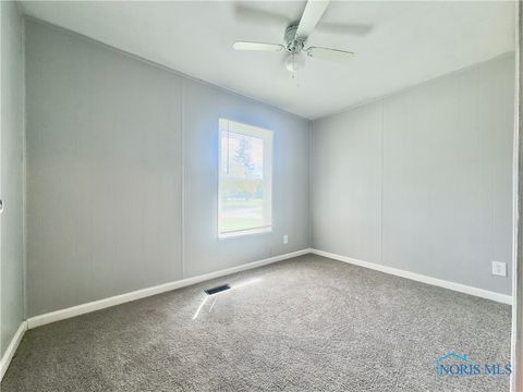 Tiny photo for 3511 N Erie Street, Toledo, OH 43611 (MLS # 6136382)