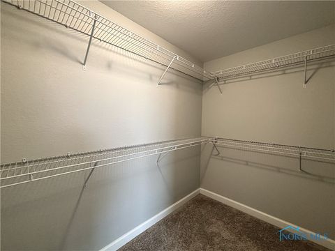 Tiny photo for 913 Tomahawk Lane, Bowling Green, OH 43402 (MLS # 6136926)