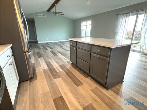 Tiny photo for 913 Tomahawk Lane, Bowling Green, OH 43402 (MLS # 6136926)
