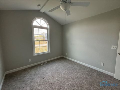 Tiny photo for 913 Tomahawk Lane, Bowling Green, OH 43402 (MLS # 6136926)