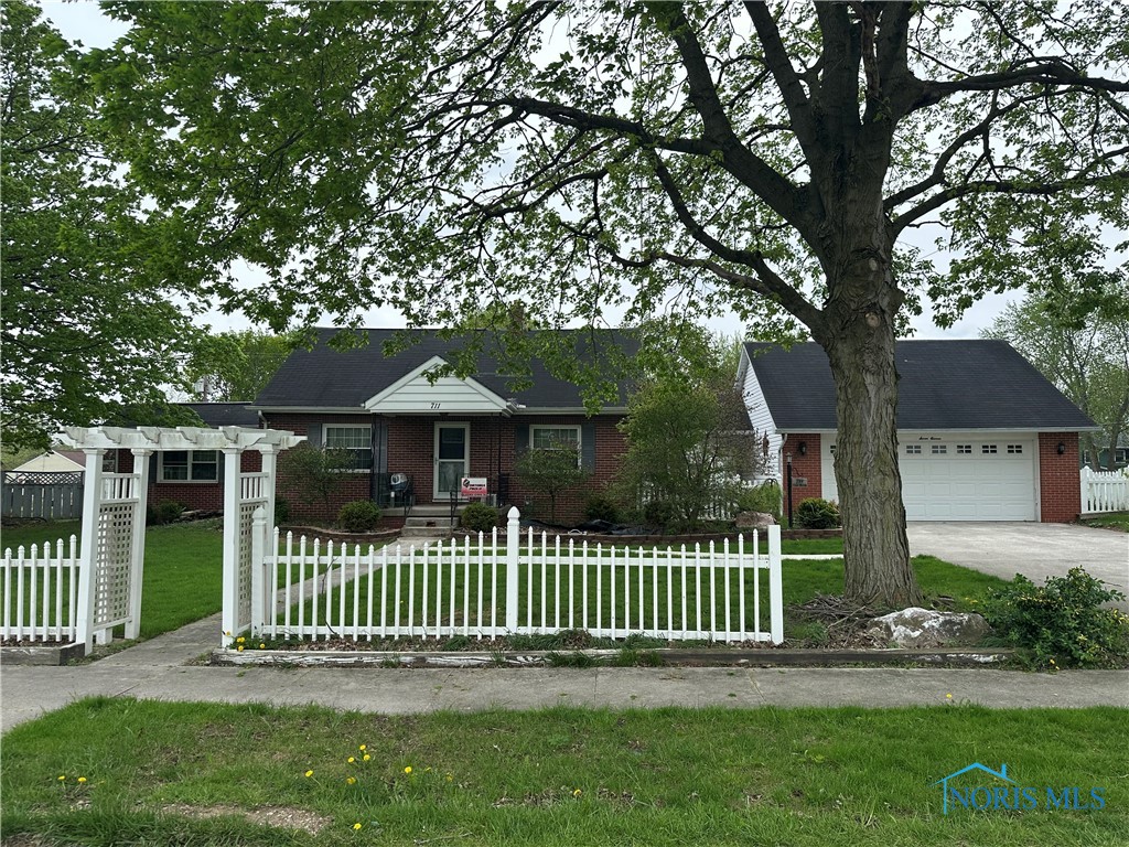 711 Van Buren Street, Fostoria, Ohio image 1