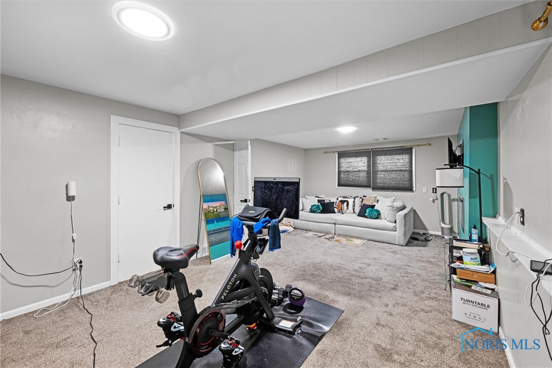 2452 Orchard Hills Boulevard, Toledo, Ohio image 23
