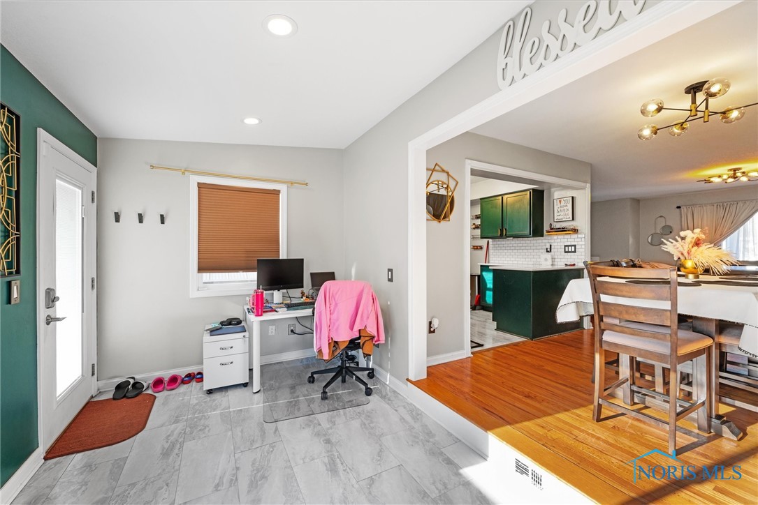2452 Orchard Hills Boulevard, Toledo, Ohio image 8