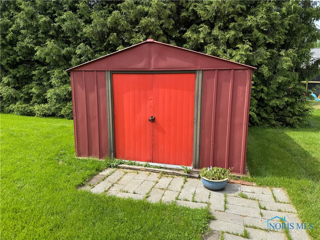205 W High Street, Napoleon, Ohio image 2