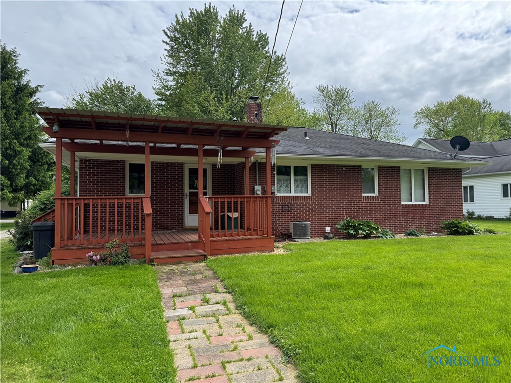 205 W High Street, Napoleon, Ohio image 1