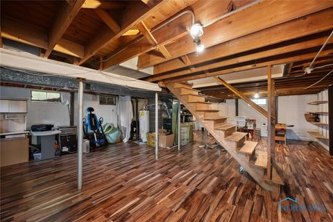 Tiny photo for 930 Scott Street, Maumee, OH 43537 (MLS # 6136646)