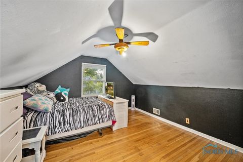 Tiny photo for 930 Scott Street, Maumee, OH 43537 (MLS # 6136646)