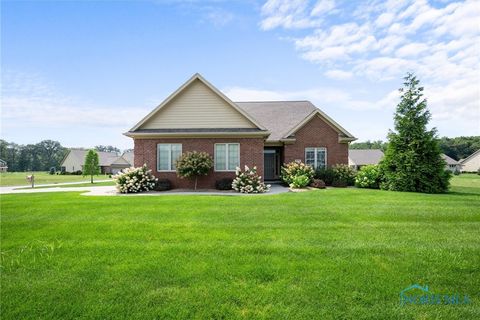 Tiny photo for 902 Pine Valley Drive, Bowling Green, OH 43402 (MLS # 6136960)