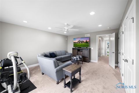 Tiny photo for 902 Pine Valley Drive, Bowling Green, OH 43402 (MLS # 6136960)