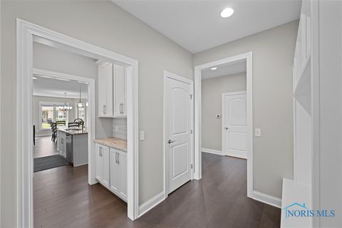Tiny photo for 902 Pine Valley Drive, Bowling Green, OH 43402 (MLS # 6136960)