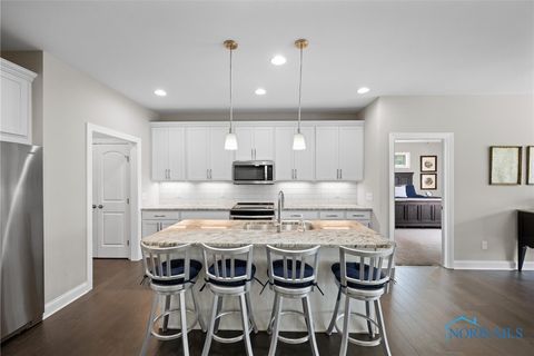Tiny photo for 902 Pine Valley Drive, Bowling Green, OH 43402 (MLS # 6136960)