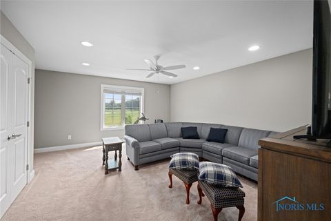 Tiny photo for 902 Pine Valley Drive, Bowling Green, OH 43402 (MLS # 6136960)