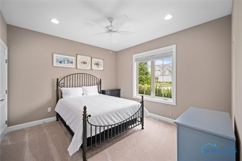 Tiny photo for 902 Pine Valley Drive, Bowling Green, OH 43402 (MLS # 6136960)