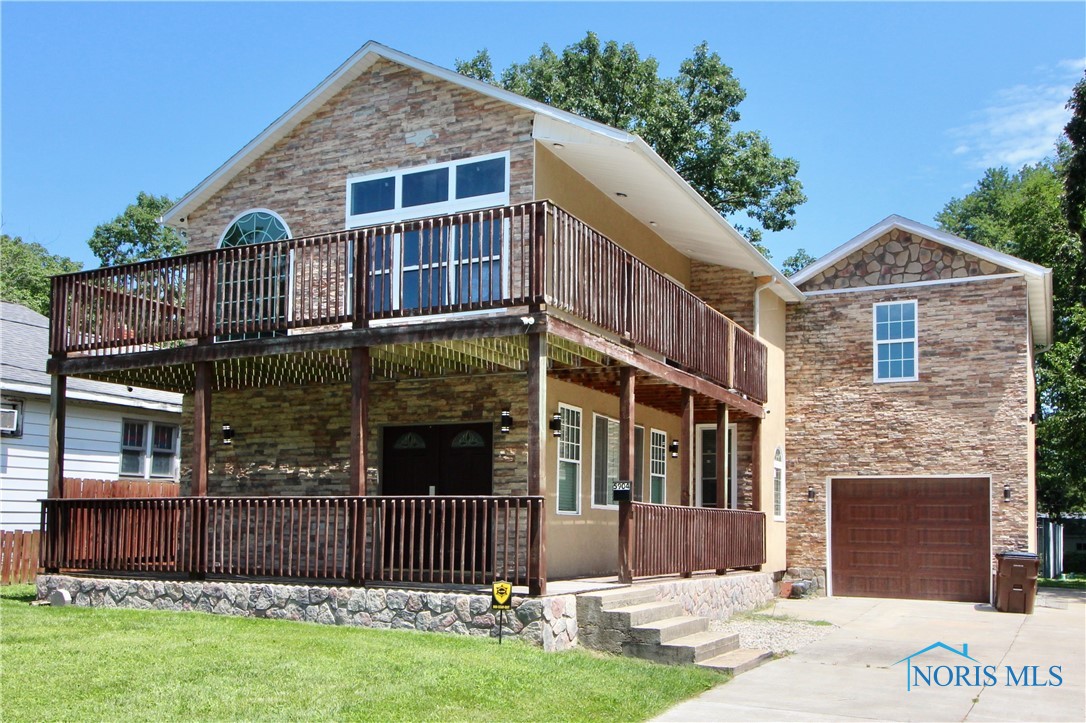 5904 Rega Drive, Toledo, Ohio image 1