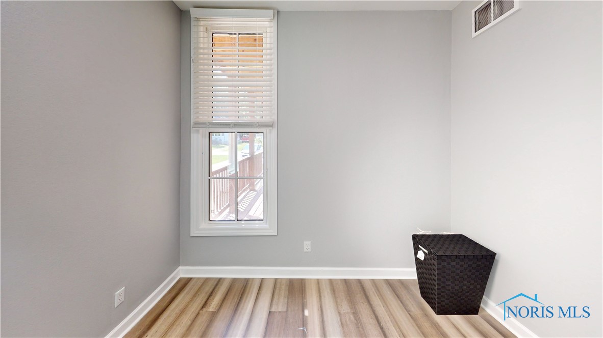 5904 Rega Drive, Toledo, Ohio image 11