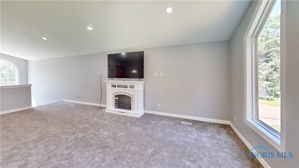 5904 Rega Drive, Toledo, Ohio image 12
