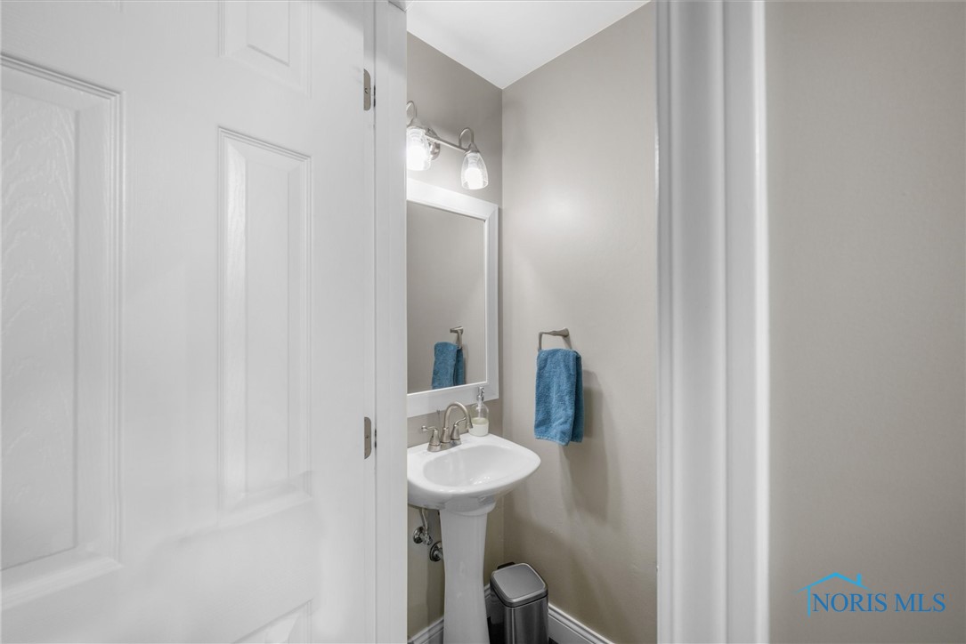 7456 Club Road, Sylvania, Ohio image 36