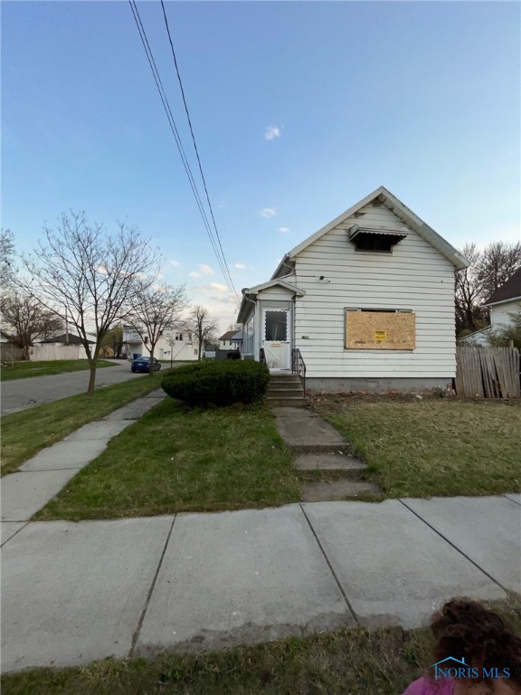 2398 York Street, Toledo, Ohio image 2