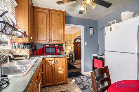 Tiny photo for 710 N Byrne Road, Toledo, OH 43607 (MLS # 6136153)