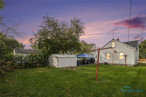Tiny photo for 710 N Byrne Road, Toledo, OH 43607 (MLS # 6136153)