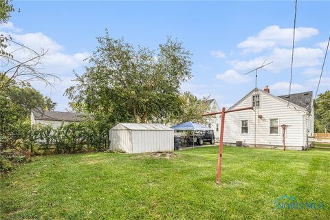 Tiny photo for 710 N Byrne Road, Toledo, OH 43607 (MLS # 6136153)