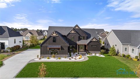 Photo of 9304 Bowman Farms Lane, Sylvania, OH 43560 (MLS # 6135679)