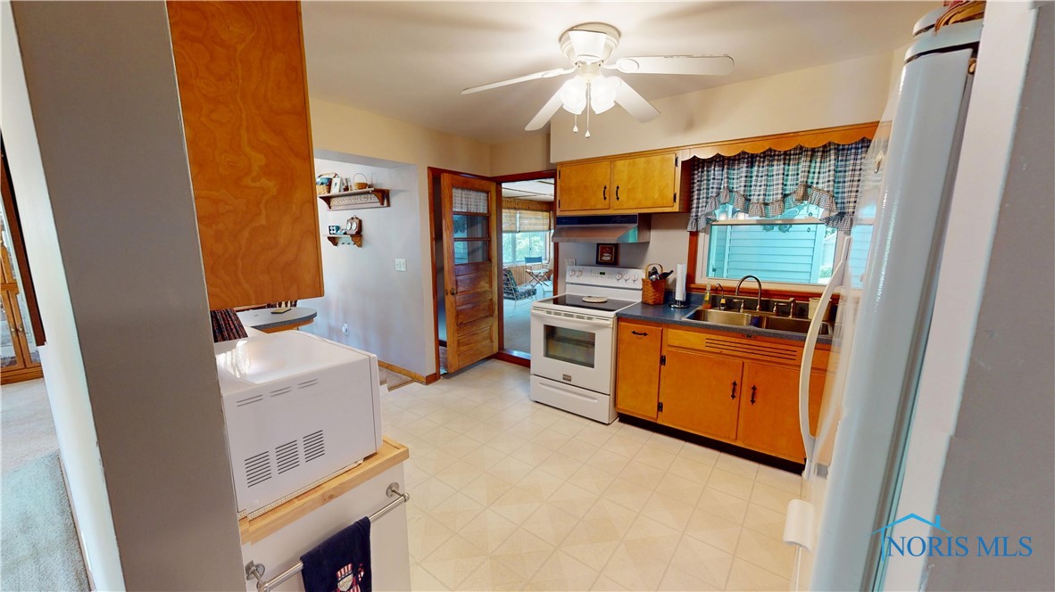 1501 Tiffin Road, Fremont, Ohio image 7