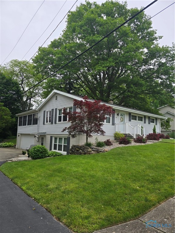 1501 Tiffin Road, Fremont, Ohio image 1