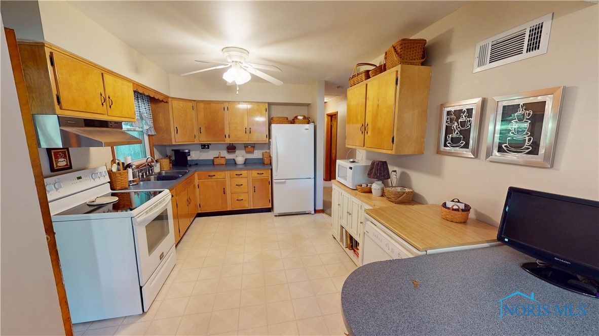 1501 Tiffin Road, Fremont, Ohio image 8