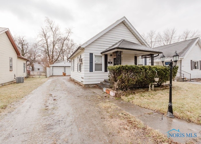 1023 Adams Street, Findlay, Ohio image 2
