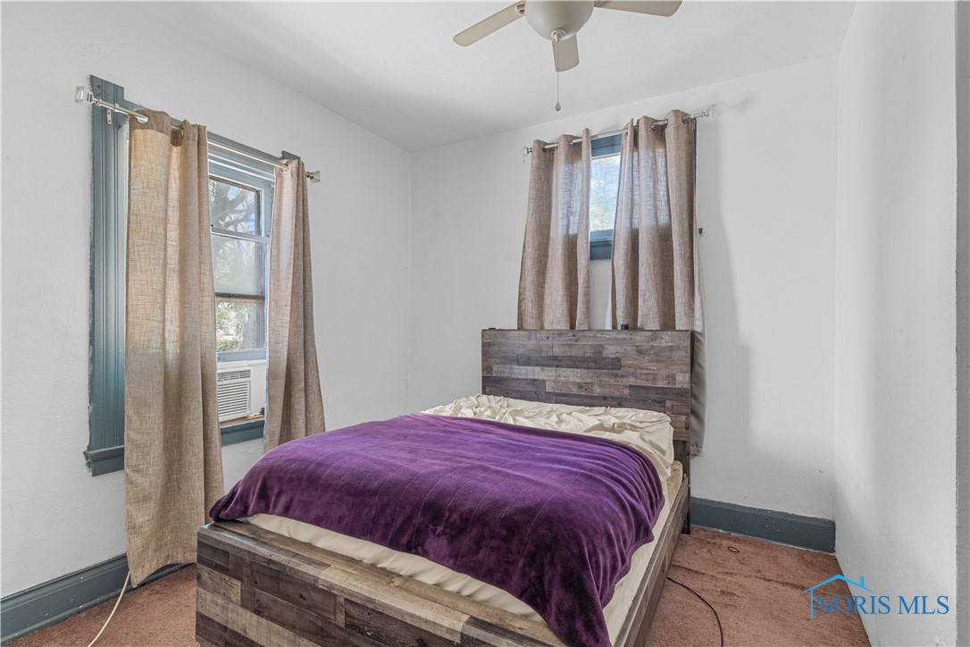 2726 Lawrence Avenue, Toledo, Ohio image 8