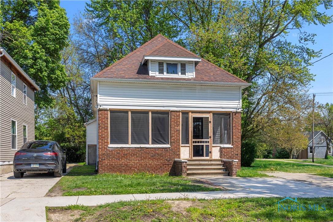 2726 Lawrence Avenue, Toledo, Ohio image 1