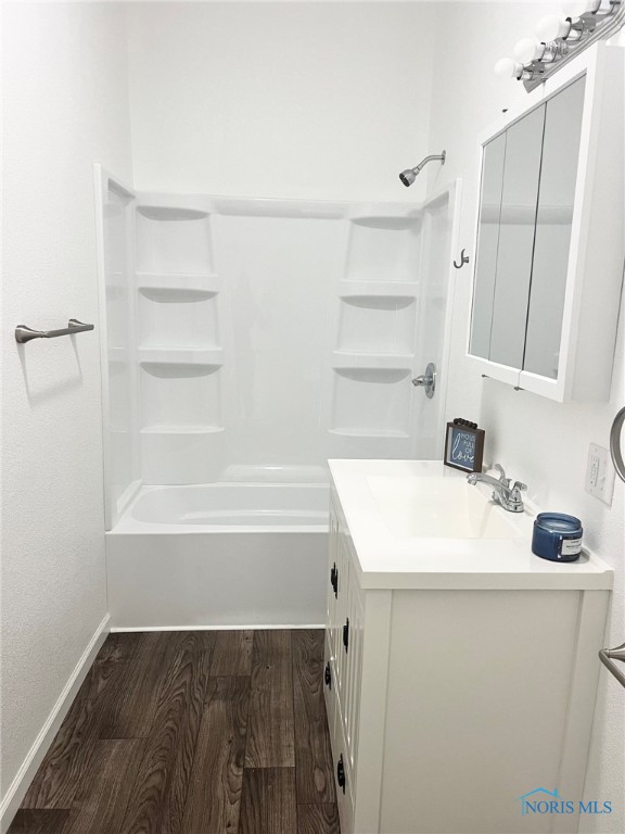 Bloomdale, Ohio 44817, United States, 3 Bedrooms Bedrooms, ,1 BathroomBathrooms,Residential,Active,86429